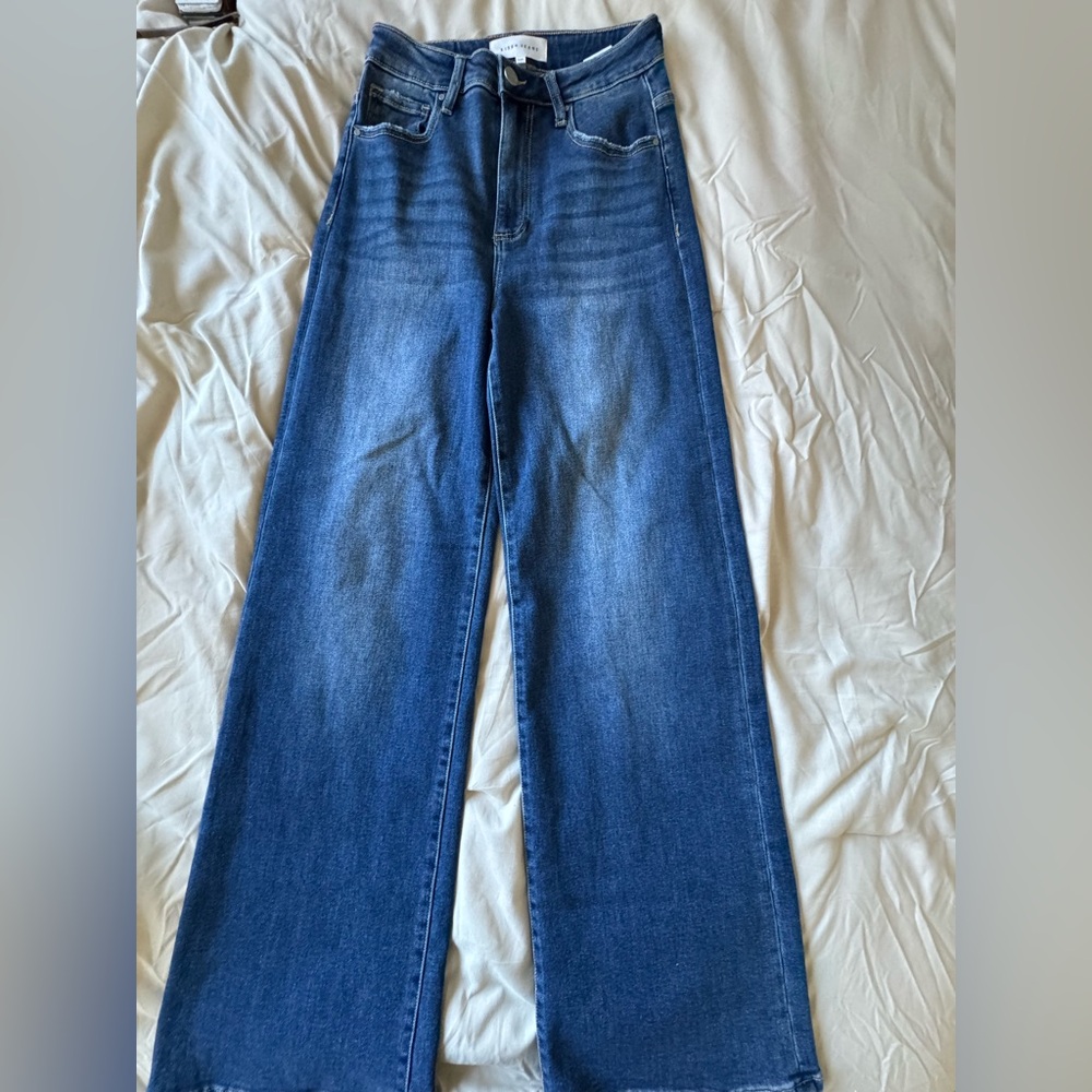 Wide leg jeans